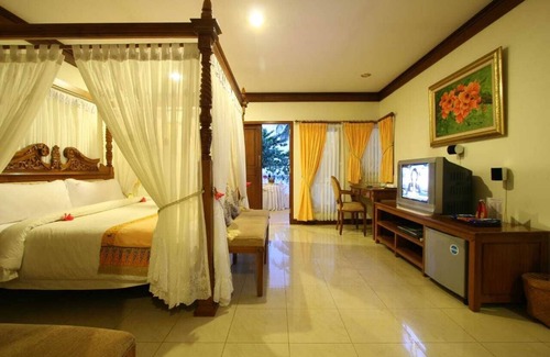 Sungai Liat Hotel | Parai Beach Resort & Spa