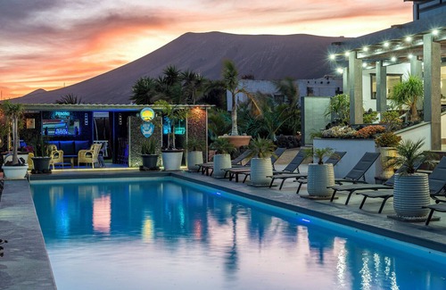Macher Villa | Paraiso | 10 bedroom luxury villa perfect for family and friends gatherings