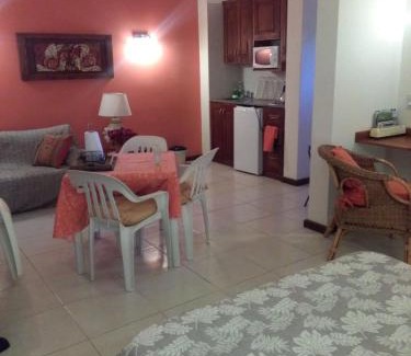 La Poblacion Apartment | Paraiso Serrano
