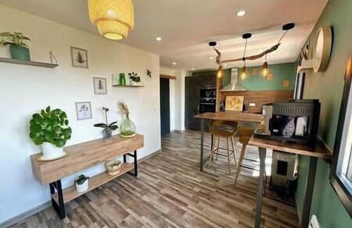 Valuejols House | Parenthèse en Planèze Spa, Sauna, Cinéma, Jardin
