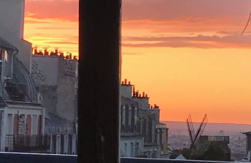 Montmartre Apartment | Paris Hilltop Montmartre, Artist Loft, breathtaking views, piano, yoga space.n