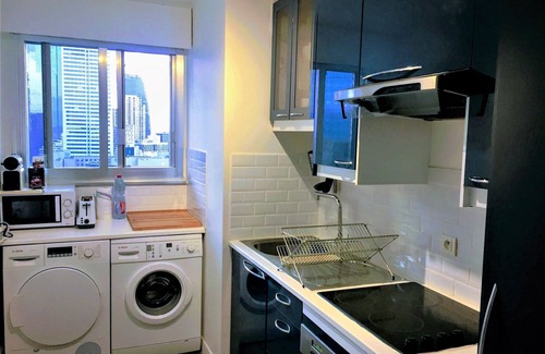 Gambetta Apartment | Paris La Défense 2rooms 52m² balcony (Metro 1/RER A/Parking Free)