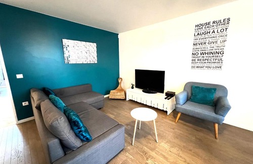 Universite Apartment | Paris La-Defense - U Arena - 2 Bedrooms - Terrace & Wifi