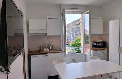 Stains Apartment | Paris Tourist Apartment, France, Private Stay for you and Your Family ?