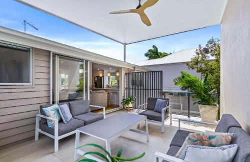 Auchenflower House | Park Avenue Terrace House 3Bed Outdoor BBQ