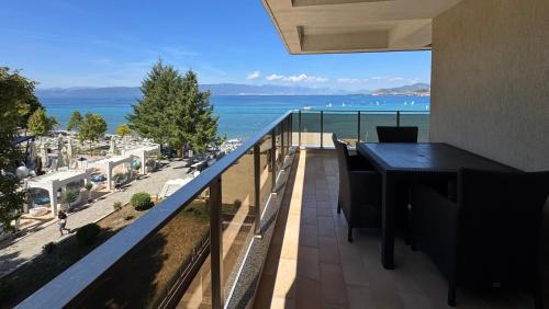 Ohrid Apartment | Park Elysee Lakefront Premium Apartment