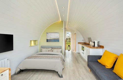 Stanley Common Apartment | Park Hall Glamping Pods