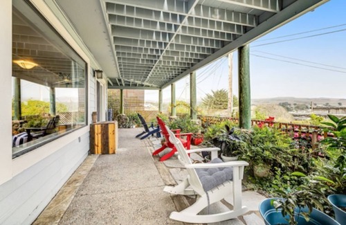 Bodega Bay House | Park & Harbor Views, Spa, Fire Pit & Ocean Access