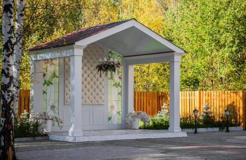 Gornouralsky Hotel | Park-hotel Lesnaya
