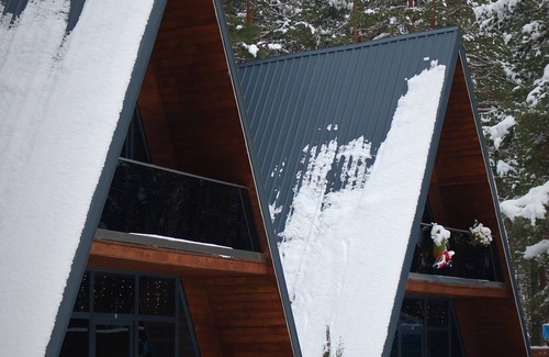 Tsromi Ski Chalet | Park Hotel Surami CHALET" are located in Surami, in the middle of the forest.