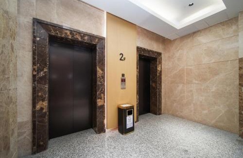 Longwan Hotel | Park Inn by Radisson Wenzhou Longwan International Airport Wanda Plaza