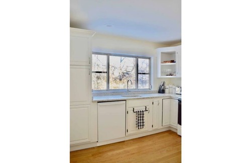 Upper Montclair House | Park-Like, Family Friendly Home - Walk to Parks and Shops - Only 25 min to NYC