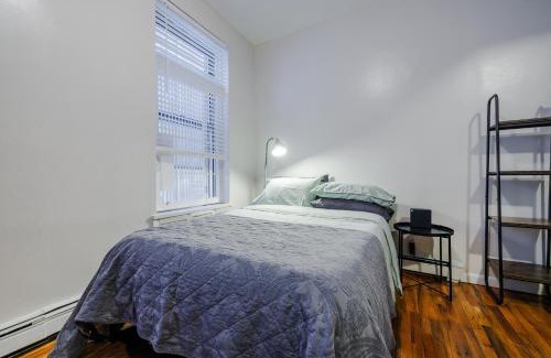Manhattan Valley Apartment | Park Side Living, Get Cozy!