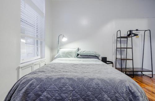 Manhattan Valley Apartment | Park Side Living, Get Cozy!