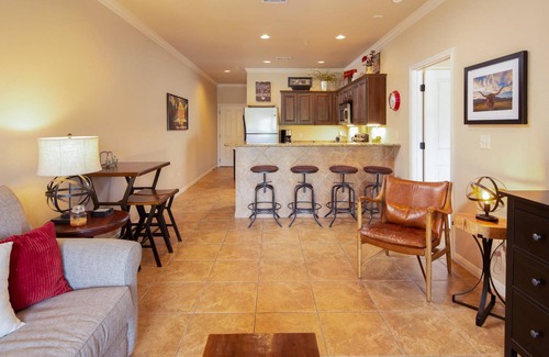 Gruene Condo | Parker River Haus Vg106 3 Bedroom Condo by RedAwning