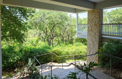 Gruene Condo | Parker River Haus Vg106 3 Bedroom Condo by RedAwning