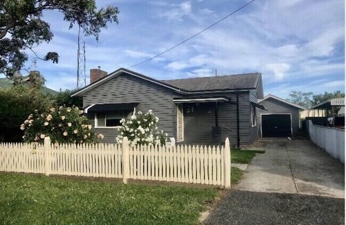 Cootamundra House | Parker st cootamundra