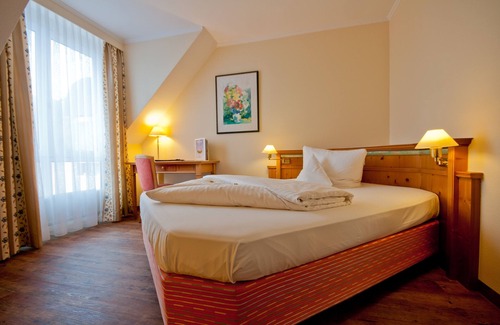 Frickenfelden Hotel | Parkhotel Altmühltal