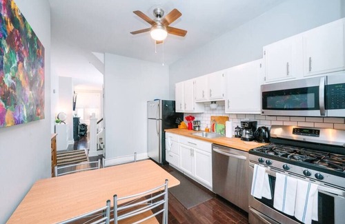 Manchester Apartment | Parking - Laundry - Convenient
