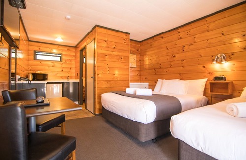 Turangi Hotel | Parklands Motorlodge