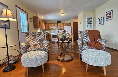 Gardiner Apartment | Parks Riverside A in Gardiner, MT North Entrance to Yellowstone