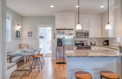 Nelscott House | Parkside Home Near Beach Access Has Hot Tub, Elevated Deck in Olivia Beach!