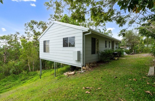 Parkwood House | Parkwood Cottage - Cosy 2 Bedroom Retreat - Q Stay