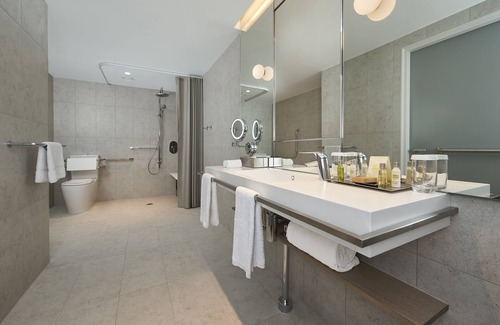 Perth Central Business District Hotel | Parmelia Hilton Perth