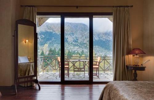 Eptalofos Ski Chalet | Parnassus Dreamwood Chalet