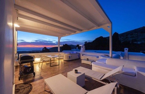 Paros Villa | Paros Butterfly Villas