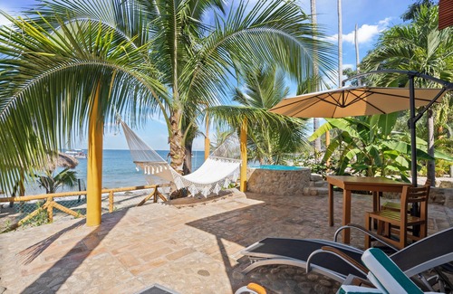 Puerto Vallarta Cabin | PAROTA CABAÑA (OCEANFRONT WITH PRIVATE POOL)