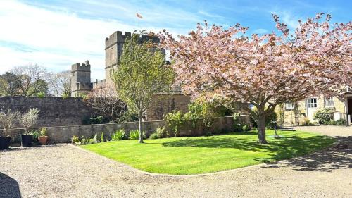 Bedale House | Parr Cottage at Snape Castle Mews