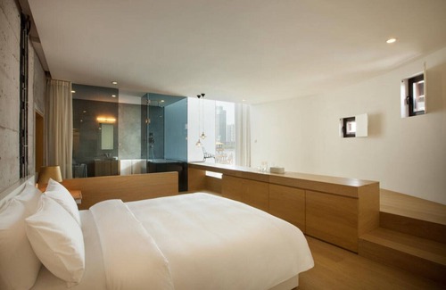 Seorak Hotel | Parrotia - water house package