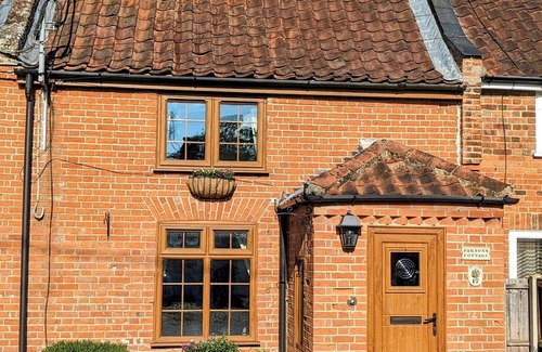Norwich House | Parsons Cottage - A Rural Cottage Retreat in South Norfolk