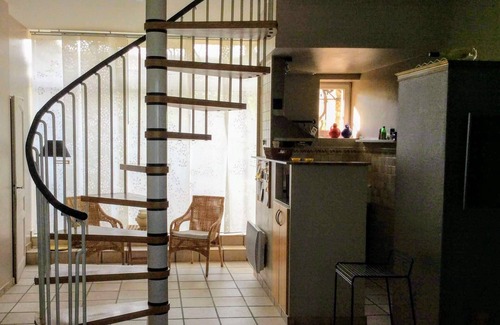 Maubec House | Part of Résidence Lou Boulidou, former vineyard, now unique vacation rentals.