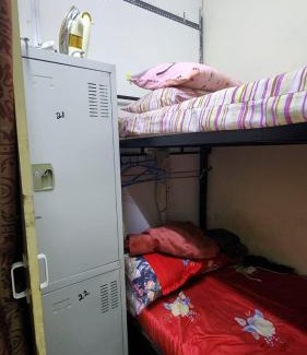 Al Muraqqabat Apartment | Partition Men bed Space