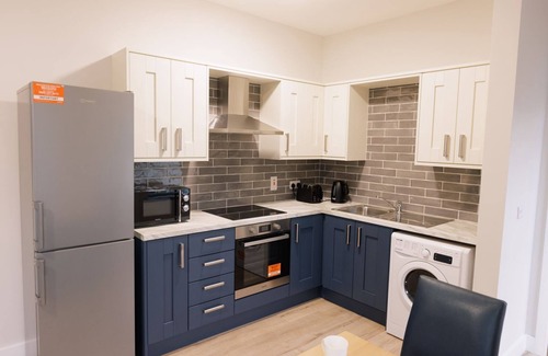 Londonderry Apartment | partment-Deluxe-Private Bathroom-2 bedroom