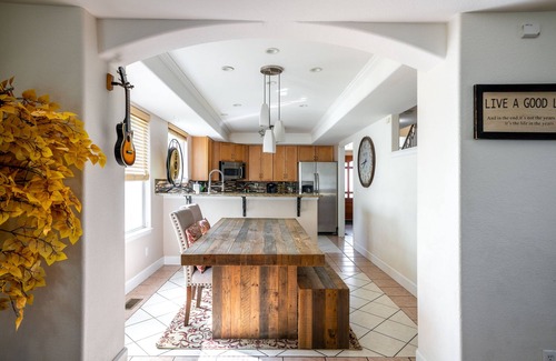 Curtis Park House | ‘Party Palace’- Prime Location, Game Room, Theater Room & Hot Tub, 420ok!