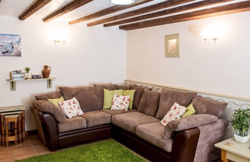 Tremain Cottage | Pass the Keys | Beautiful Cottage in Ceredigion Sleeps 6