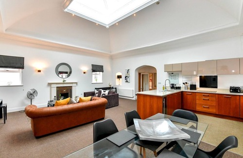 Pontcanna Apartment | Pass the Keys | Beautiful 3 bedroom apartment!