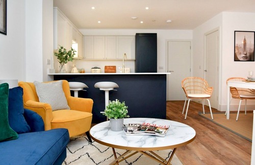 Riverside House | Pass the Keys | Beautiful 3 Bed Town House