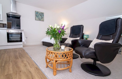 Coleford Apartment | Pass the Keys | Charming Studio Apartment ideal for a Staycation