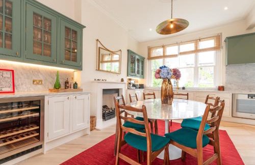 St. Helen's Apartment | Pass the Keys Charming 3-Bedroom Flat in Iconic Notting Hill