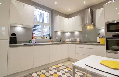 Cullercoats Apartment | Pass the Keys | Cullercoats Your Home Away From Home!