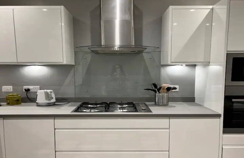 Cullercoats Apartment | Pass the Keys | Cullercoats Your Home Away From Home!
