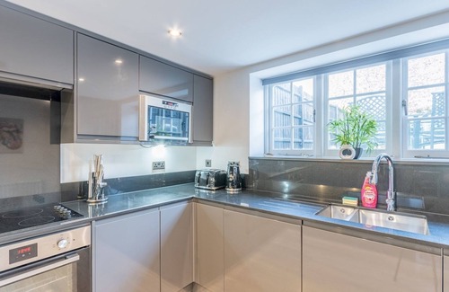 Southend-on-Sea House | Pass the Keys |4-Bedroom Seafront House in Southend | Sea Views