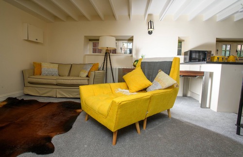 Sleaford Apartment | Pass the Keys | Homey flat in Sleaford Centre