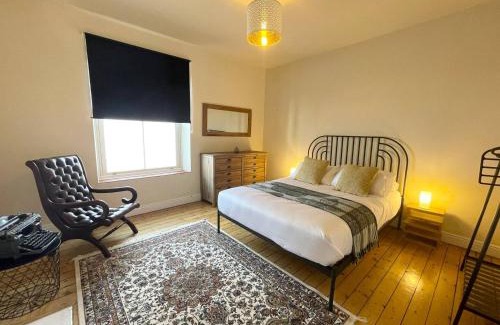 New Mills House | Pass the Keys Spacious Garden Home in New Mills - Pet Friendly