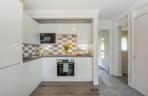 Pembroke House | Pass the Keys Vitamin Sea Sea views Free Wifi and Parking