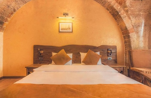 Baku Old Town Hotel | Passage Antique Hotel